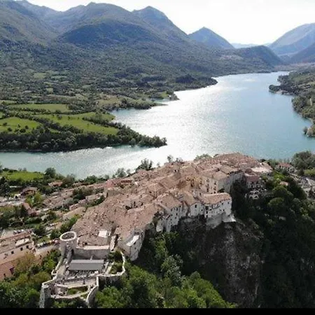 Διαμέρισμα Panoramico Con Parcheggio Privato *